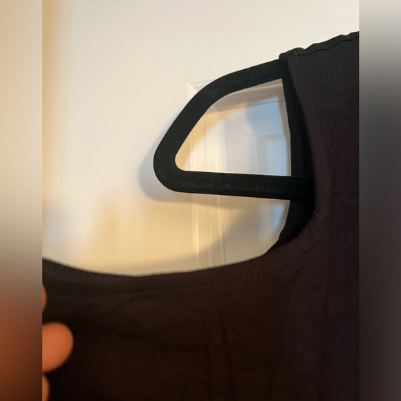 Women’s tops - Picture 2 of 6